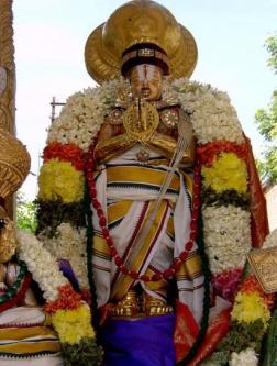 Mudhal Thiruvandhadhi | Poigai Āḻvār